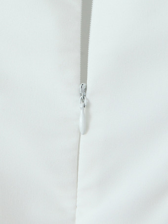 ホワイトレースのアクセントが効いたAラインミニストラップドレス（レディース）2025