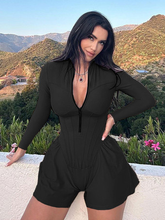 フレアヘムの長袖フロントジッパープレイスーツ 2025