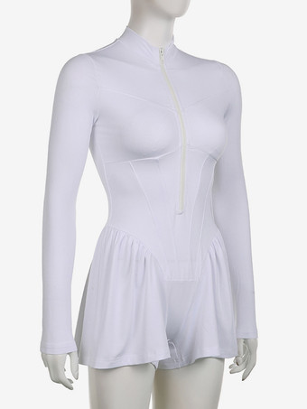 フレアヘムの長袖フロントジッパープレイスーツ 2025