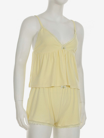 ソフトイエローのラウンジウェアセット 深めのVネックキャミソールとレーストリムショーツ 2025