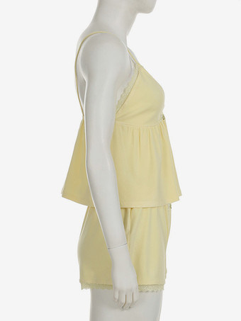 ソフトイエローのラウンジウェアセット 深めのVネックキャミソールとレーストリムショーツ 2025