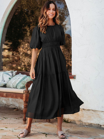 ブラック ソフトピンクのふわふわ半袖レイヤードミディボヘミアンドレス 2025