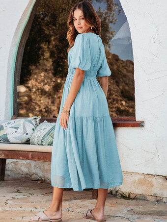 ソフトピンクのふわふわ半袖レイヤードミディボヘミアンドレス 2025