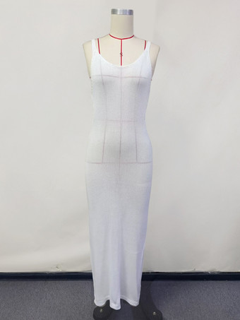 カットアウトウエストのホワイトニットロングドレス 2025