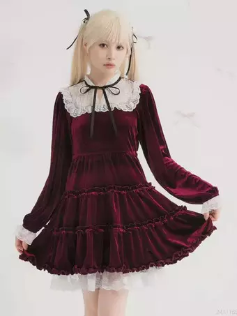 long sleeve goth dress Black Gothic Victorian Ball Gown with Belted Elegance
