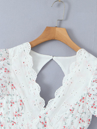 Vネックとフリル袖の花柄ミニドレス 2026