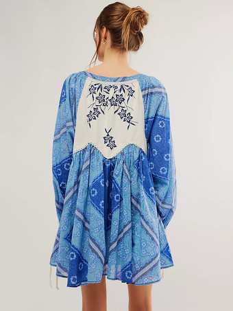 ボヘミアンプリントの長袖ミニシフトドレス（レディース）2025