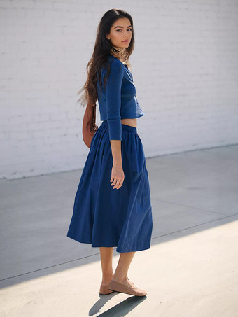 Conjunto bohemio de dos piezas con top corto de manga larga y falda larga 2025