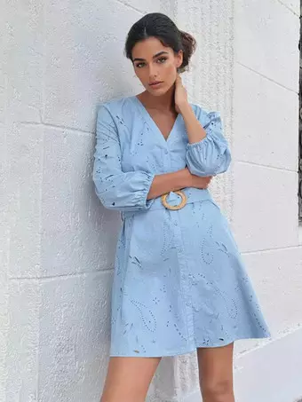 ボヘミアンワンピース｜自由でエフォートレスなスタイルを演出する最新