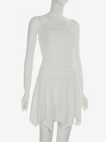 2025年レディース向け、アシンメトリーヘムのホワイトストラップレスルーシュミニドレス