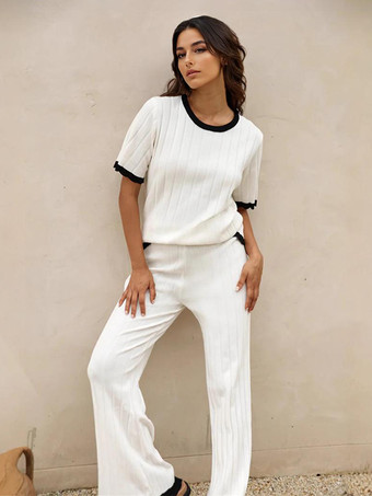 ホワイト コントラストカラーの2ピースコーデセット 半袖トップスとワイドレッグパンツ 2025