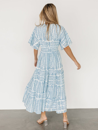 2025年夏にぴったりのプリント柄半袖Vネックロングボヘミアンドレス