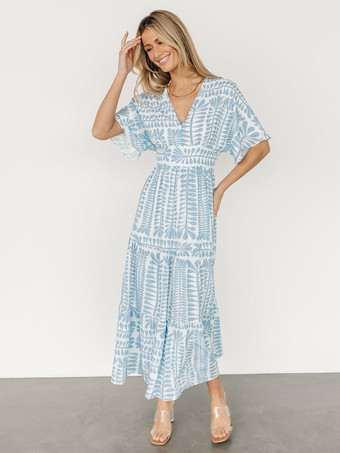 ライトスカイブルー2025年夏にぴったりのプリント柄半袖Vネックロングボヘミアンドレス