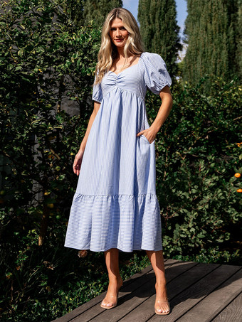 2025年夏にぴったりのパフスリーブストライプミディワンピース