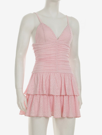 2025年夏にぴったりのソフトピンクのVネックルーシュミニスリップドレス