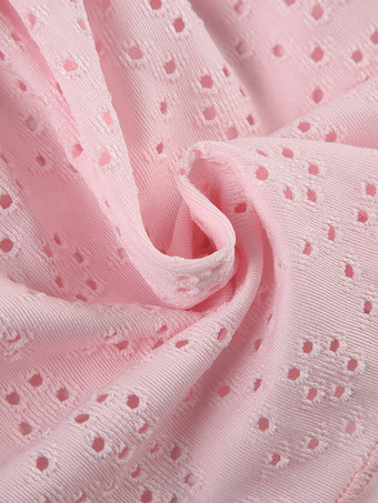 2025年夏にぴったりのソフトピンクのVネックルーシュミニスリップドレス