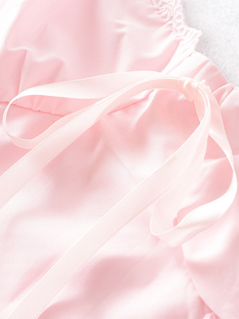 2025年夏にぴったりのソフトピンクのレーストリムミニドレス