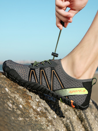 ライトグレー ユニセックスビーチシューズアウトドア速乾滑り止めウォーターシューズ夏軽量ソフトアクアスイムシューズ