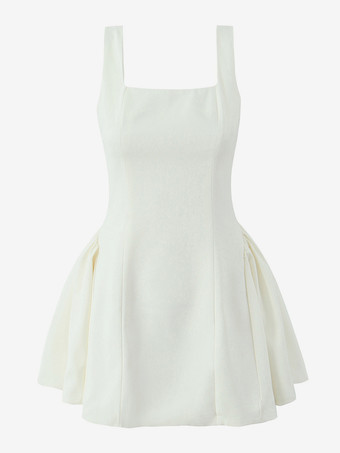 スクエアネックのノースリーブフレアドレス（誕生日パーティー用）2025