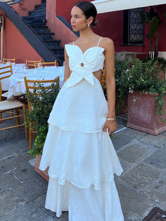 ホワイト 2025年夏のビーチにぴったりな、ホワイトの3Dフラワーレイヤードスリップマキシドレス