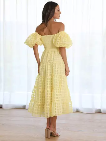 イエローフリルオフショルダードレス イエローフリルオフショルダードレス オフショルダーフリルワンピース