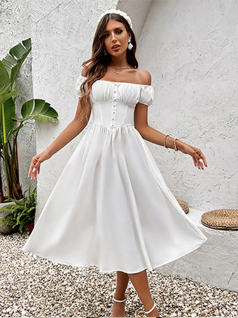 ホワイト パフスリーブのスクエアネックミディドレス 2025