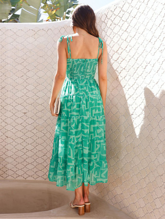 2025年夏向け幾何学模様プリントのカットアウトロングスリップドレス