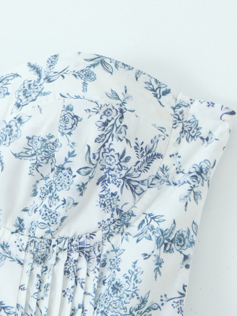 2025年のパーティーにぴったりな花柄ストラップレスフレアミディドレス