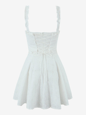 レーストリムのフレアミニドレス（Vネック、シャーリングバック）2025