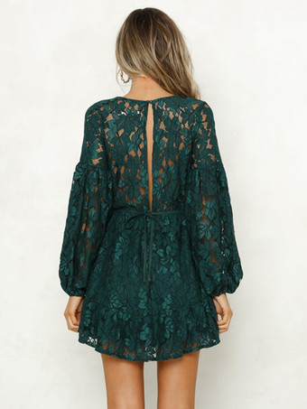 ランタンスリーブのレースVネックミニドレス 2025