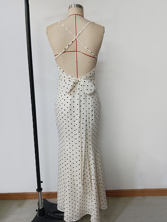 ドット柄オープンバックマーメイドマキシスリップドレス（スウィートハートネックライン）2025