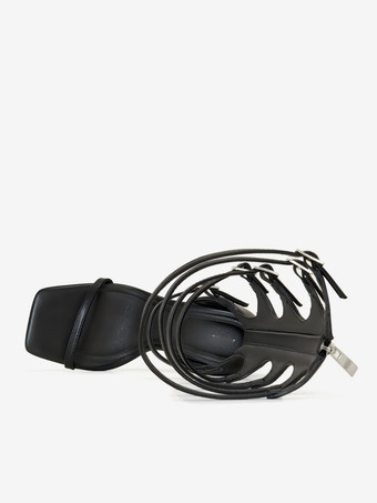 ブラックグラディエーターサンダル オープントゥ バックルディテール ストラップデザイン ウェッジヒールサンダルシューズ