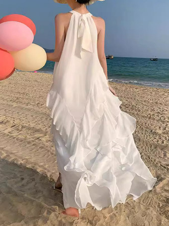 2025年夏のビーチにぴったりな、ハイスリットのノースリーブレイヤードマキシドレス