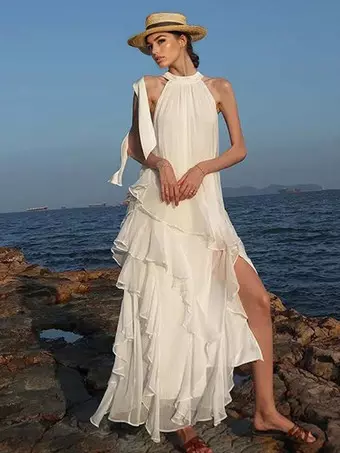 ボヘミアンワンピース｜自由でエフォートレスなスタイルを演出する最新