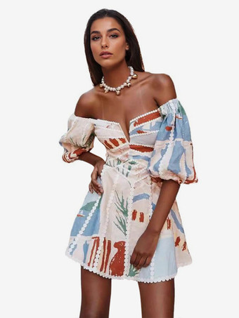 トロピカルプリントのオフショルダーミニドレス（パフスリーブ付き）2025