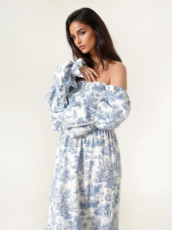 オフショルダーのプリントパフスリーブロングドレス 2025