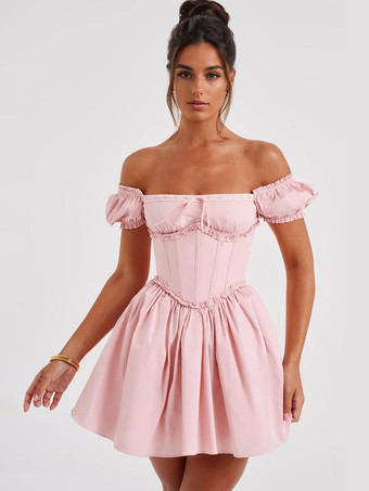 ピンクソフトピンクのオフショルダーミニドレス（パフスリーブ付き）2025