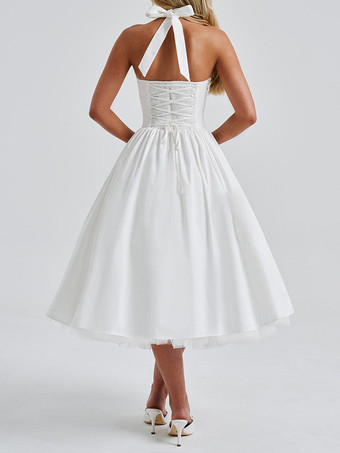 ソフトピンクのホルターネックAラインミディ丈パーティードレス（レディース）2025