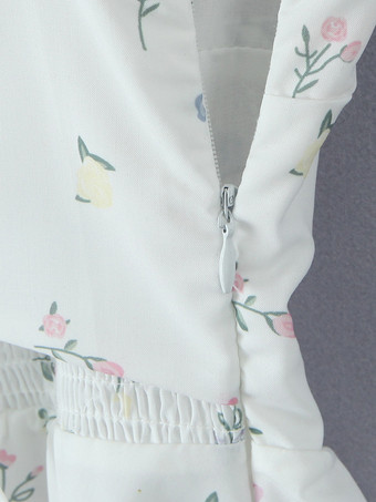 フローラルプリントのスウィートハートネックラインのミニドレス（バックシャーリング付き）2025