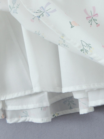 フローラルプリントのスウィートハートネックラインのミニドレス（バックシャーリング付き）2025