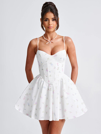 ホワイト フローラルプリントのスウィートハートネックラインのミニドレス（バックシャーリング付き）2025