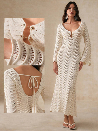 ビーチに最適な長袖ニットマキシドレス 2025