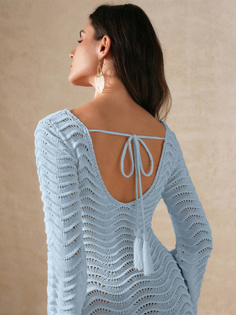 ビーチに最適な長袖ニットマキシドレス 2025