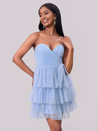 スイートハートネックライン、ティアードフリル、ミニパーティードレス（ブルー、2025年）