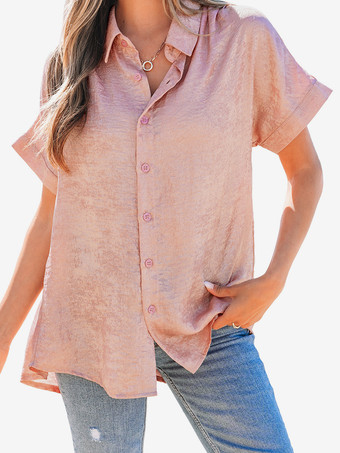 ソフトピンクの半袖シャツ（光沢のある生地）2025