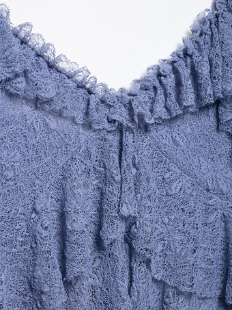 レースクロップキャミソールとシースルーロングスカートのツーピースコーデセット（2025年夏）