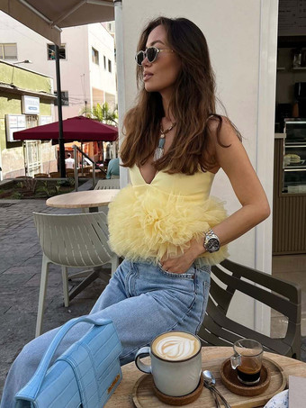 2025年夏向けチュールトリム クロップドキャミソールトップス