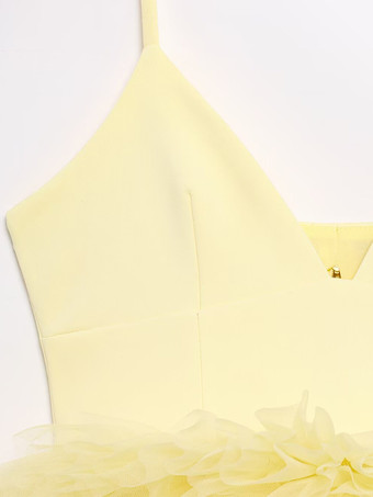 2025年夏向けチュールトリム クロップドキャミソールトップス