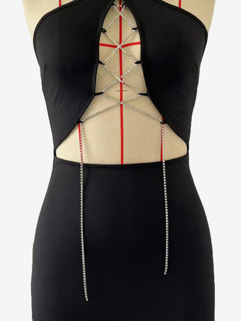 メタルディテール付きブラックホルターネックカットアウトボディコンミニドレス 2025