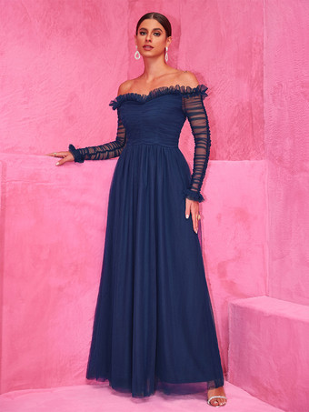 ブルー ネイビーブルーのオフショルダーマキシ丈パーティードレス（シースルースリーブ付き）2025
